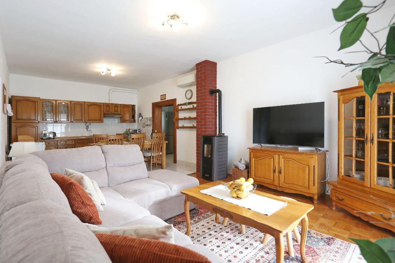 Seaview Apartment Aida Поседар'є Екстер'єр фото